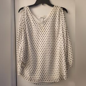 Blouse, white with black dots. Medium